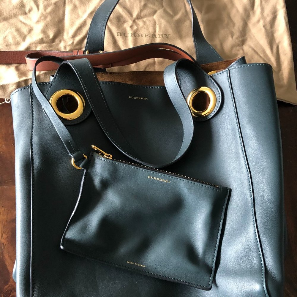Burberry Leather Grommet Detail Tote